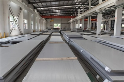 आयरन बनाम स्टील गुण