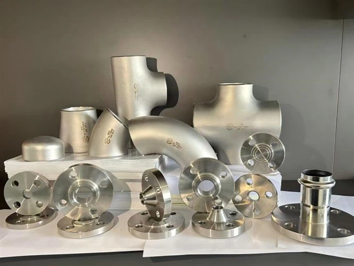 90ई(एल) 304 3इंच एसएच10एस एएसएमई बी16.9